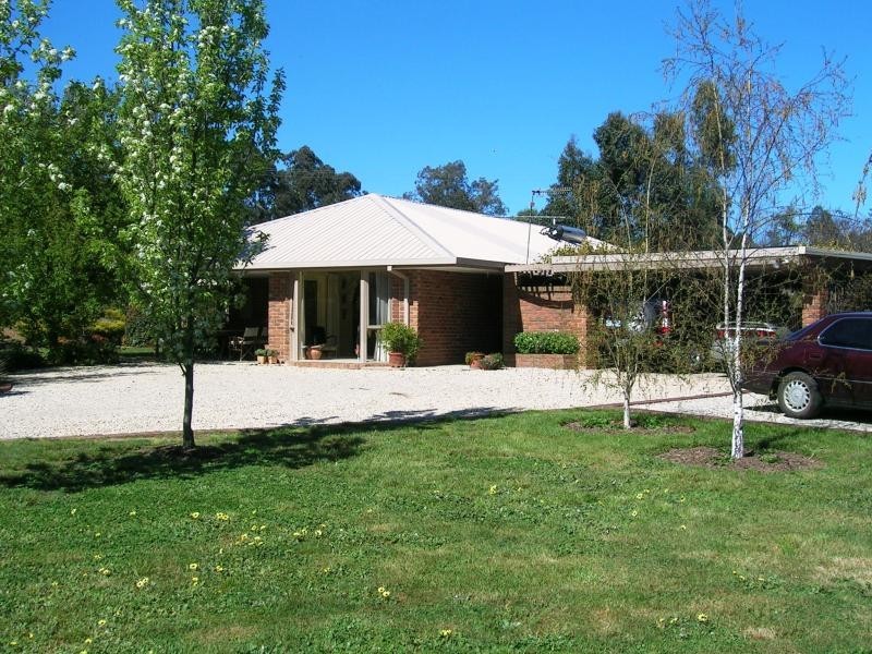 30 Hall’s Flat Road, Alexandra VIC 3714