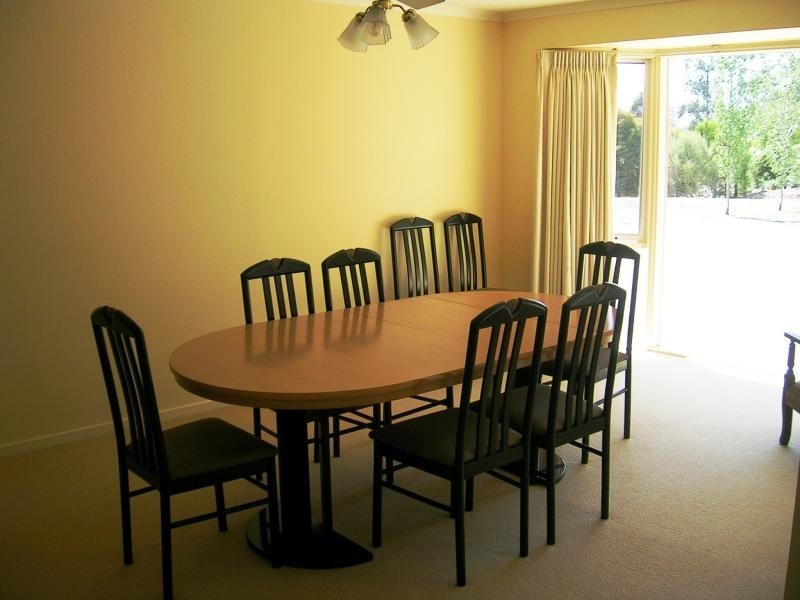 30 Hall’s Flat Road, Alexandra VIC 3714