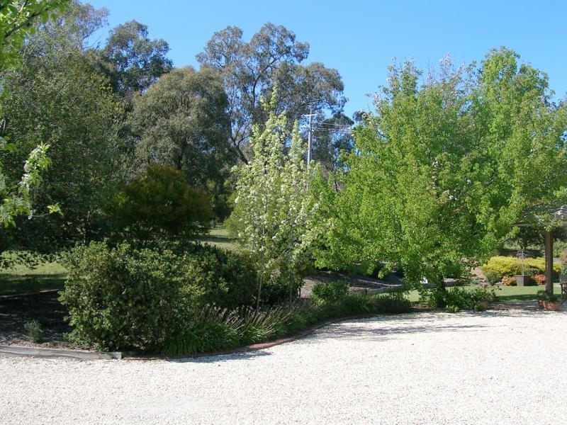 30 Hall’s Flat Road, Alexandra VIC 3714