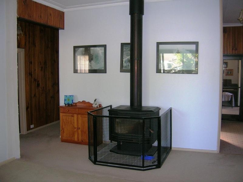 17 Endicott Rd, Alexandra VIC 3714