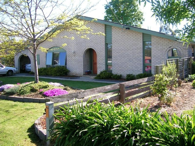 31 Rose St, Alexandra VIC 3714