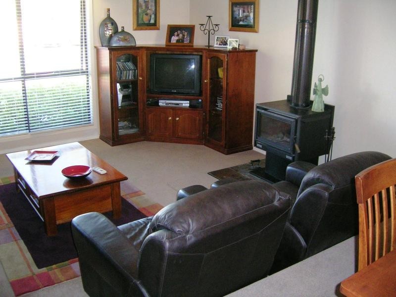 31 Rose St, Alexandra VIC 3714