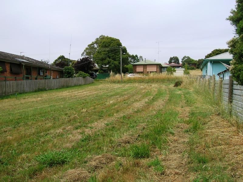 32 Webster St, Alexandra VIC 3714