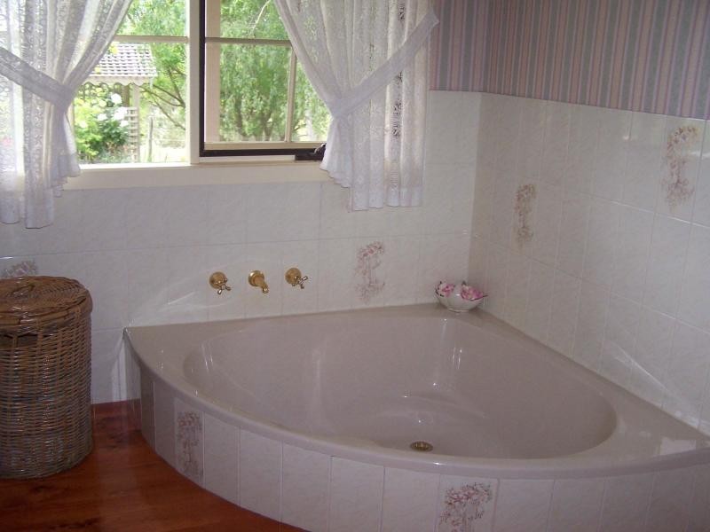 69 Cobden Port Campbell Road, Cobden VIC 3266