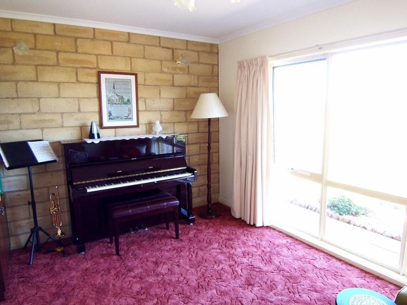 96 Maddens Bridge Road, Cobden VIC 3266