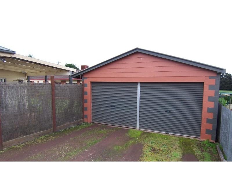 46 Clarke Street, Cobden VIC 3266