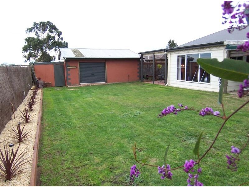 46 Clarke Street, Cobden VIC 3266