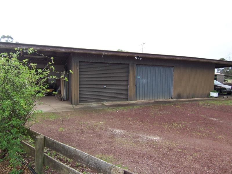 19 Boundary Road, Cobden VIC 3266