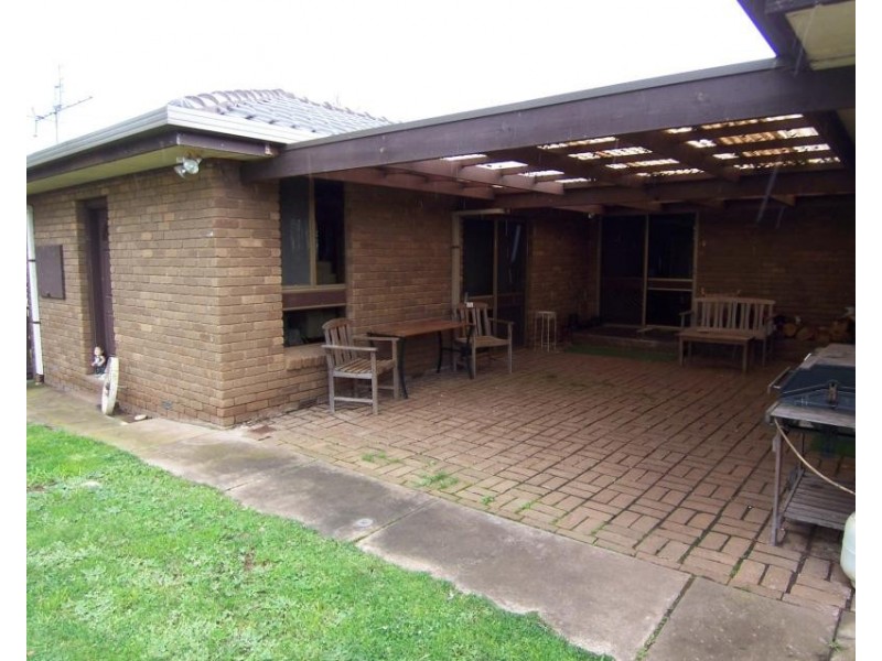 19 Boundary Road, Cobden VIC 3266