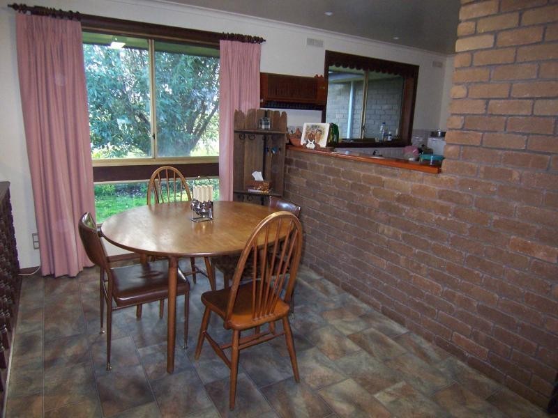 19 Boundary Road, Cobden VIC 3266
