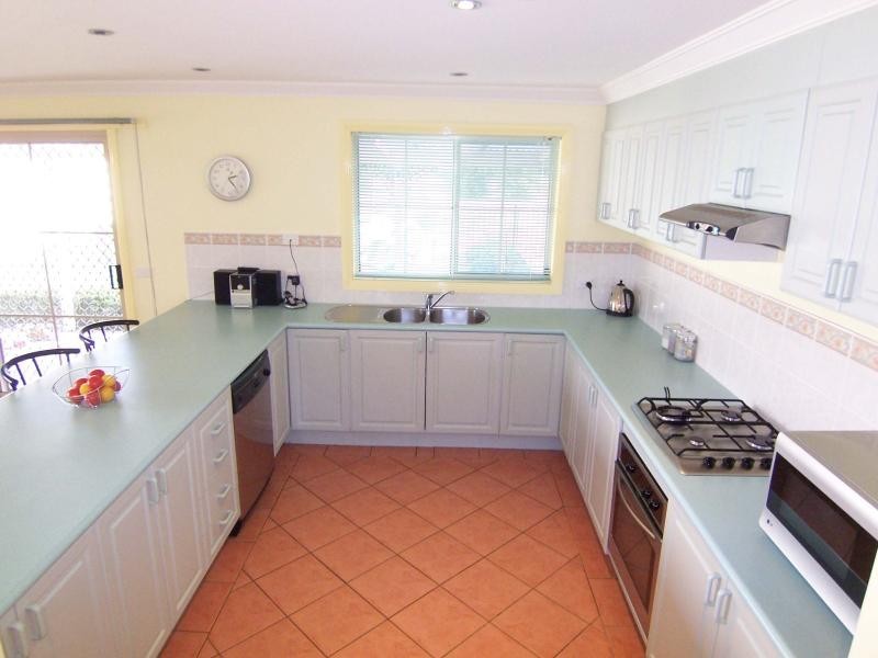 73 Neylon Street, Cobden VIC 3266