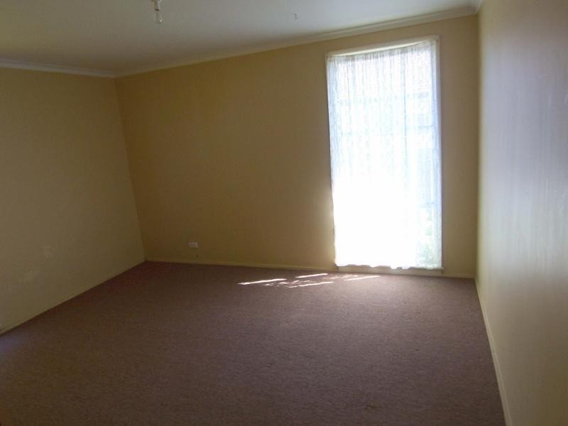 19 Tobruk Street, Cobden VIC 3266