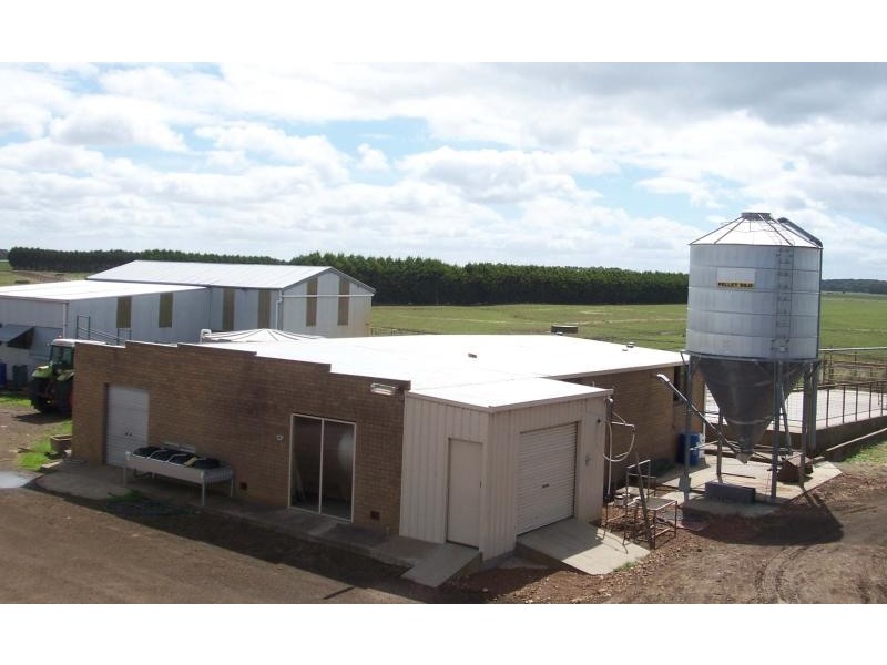 665 Rowans Road, Nullawarre VIC 3268