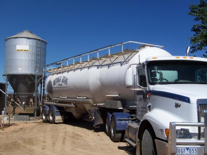 665 Rowans Road, Nullawarre VIC 3268