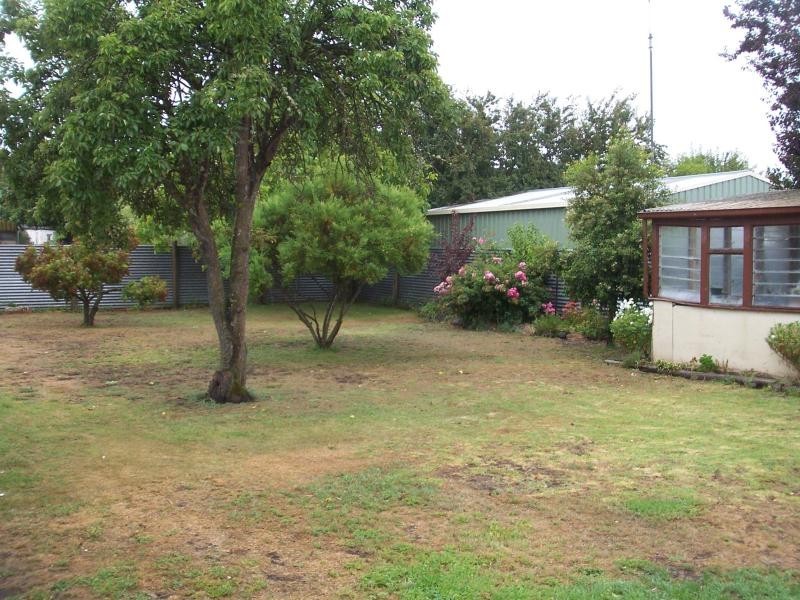 16 Townsend Street, Mortlake VIC 3272