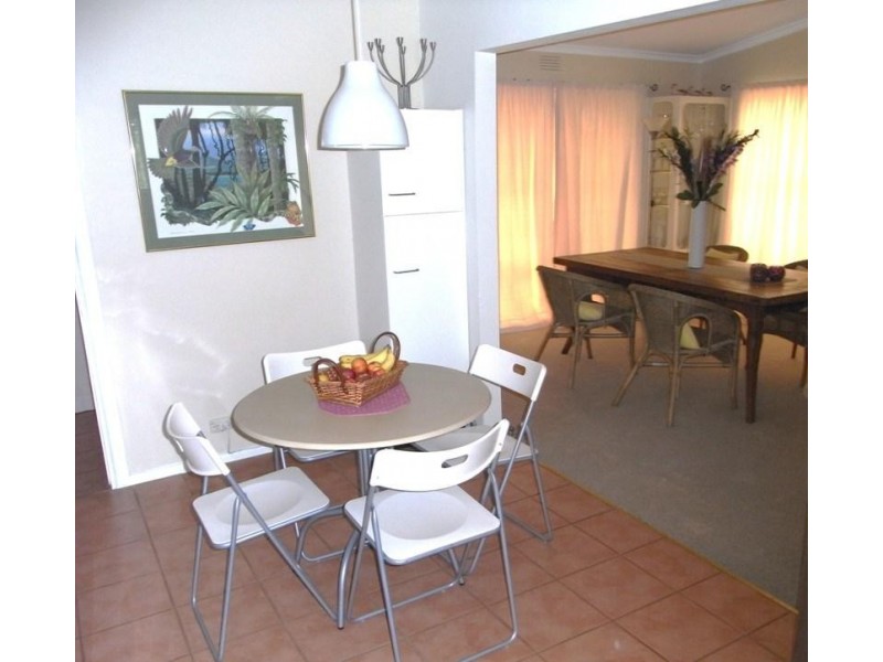 8 Lloyd Street, Derrinallum VIC 3325