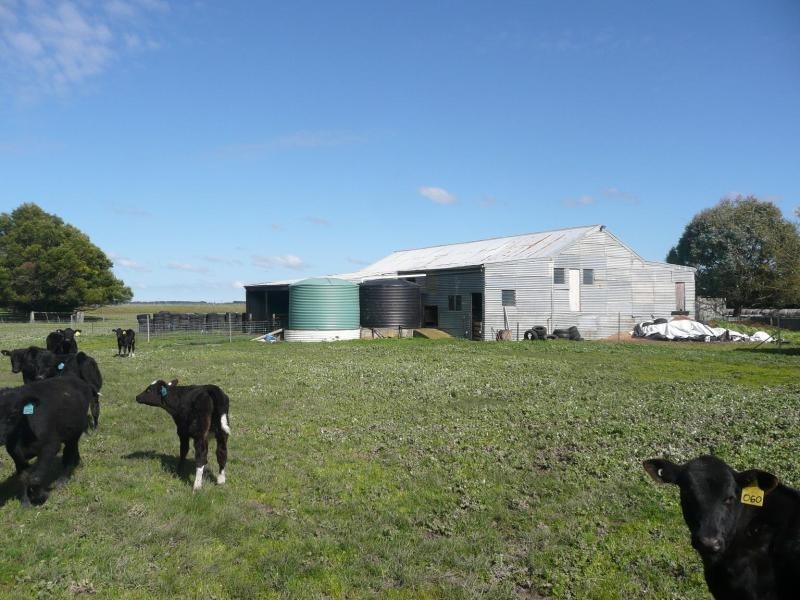 570 Connewarren Lane, Mortlake VIC 3272