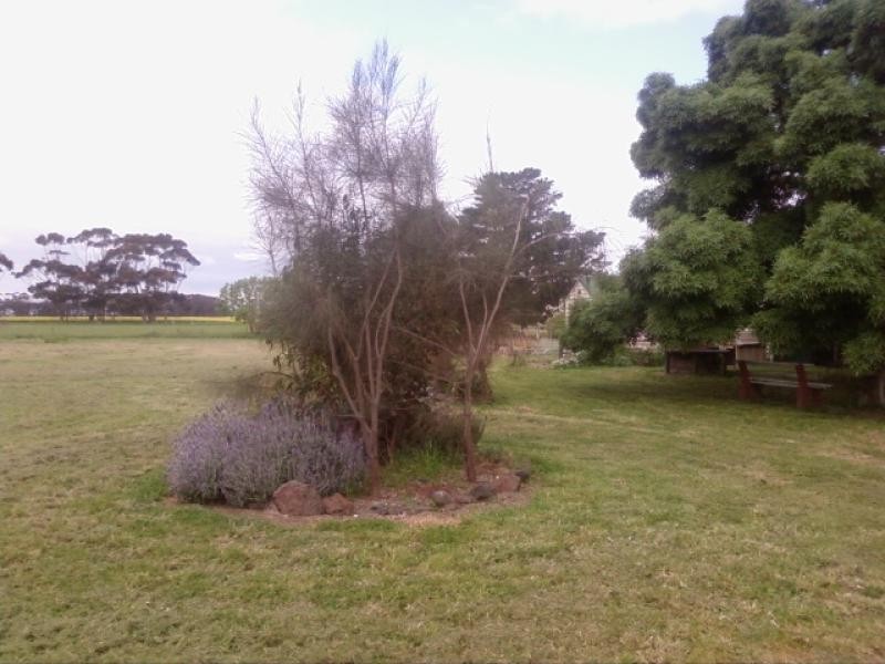 7622 Hamilton Highway, Berrybank VIC 3323