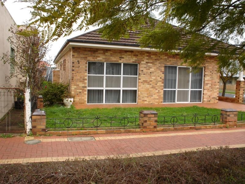 74 COMMERCIAL STREET, Kaniva VIC 3419