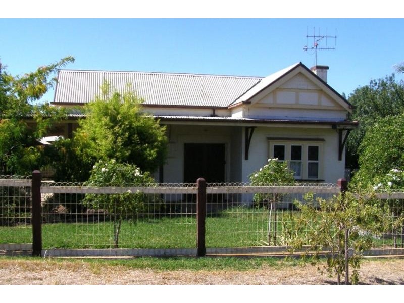 18 Moore Street, Kaniva VIC 3419