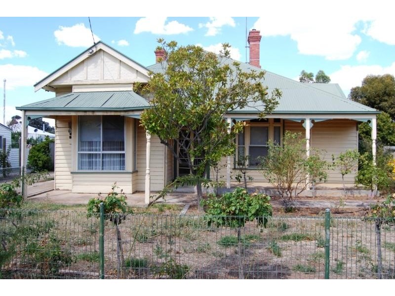 33 Hamilton Street, Murtoa VIC 3390