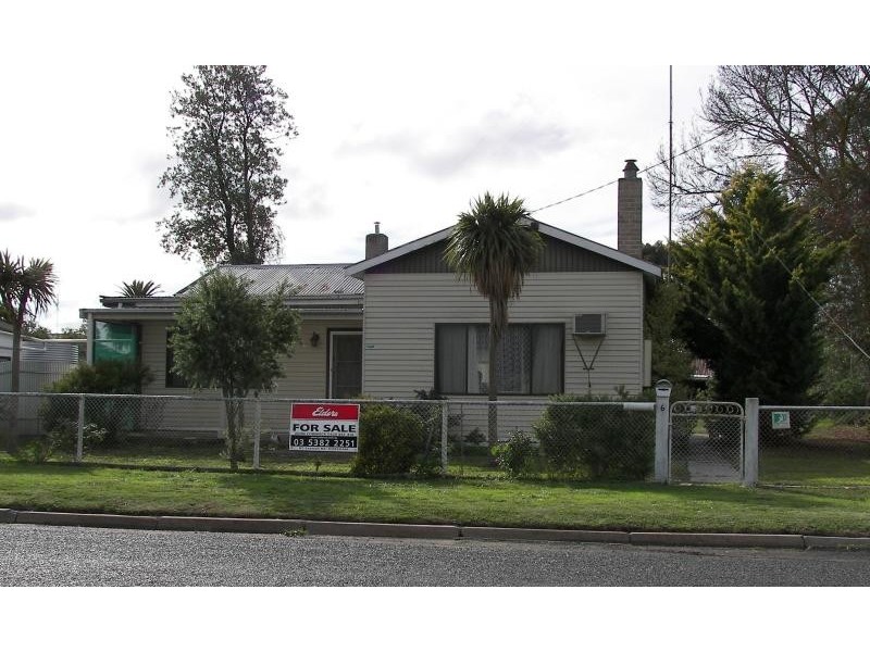 6 Margaret St, Edenhope VIC 3318