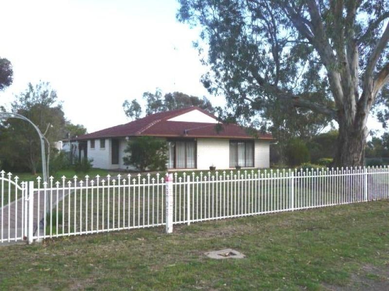 71 Lake Av., Natimuk VIC 3409