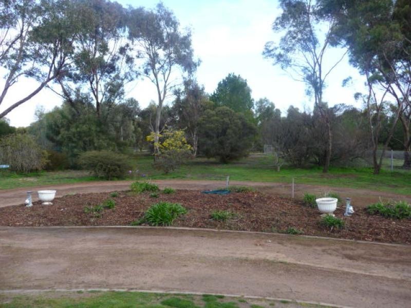 71 Lake Av., Natimuk VIC 3409