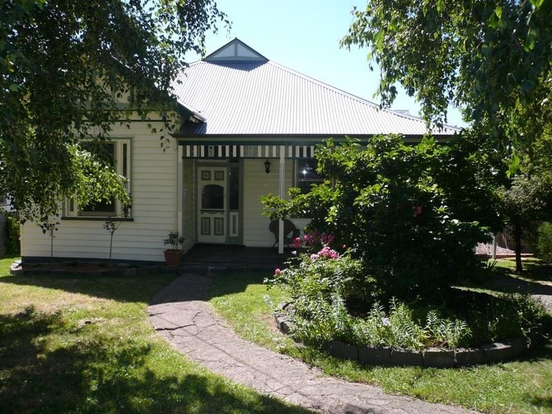 42 RADOVICK STREET, Korumburra VIC 3950