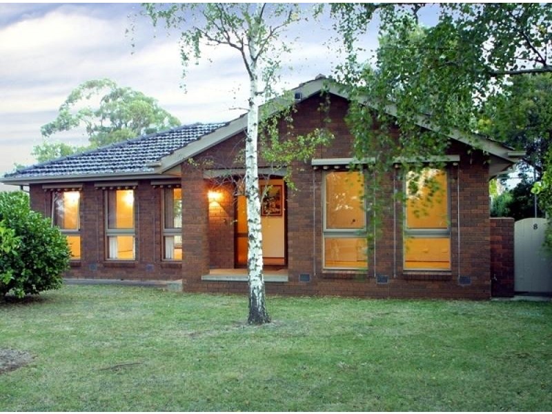 8 Joel Court, Leongatha VIC 3953