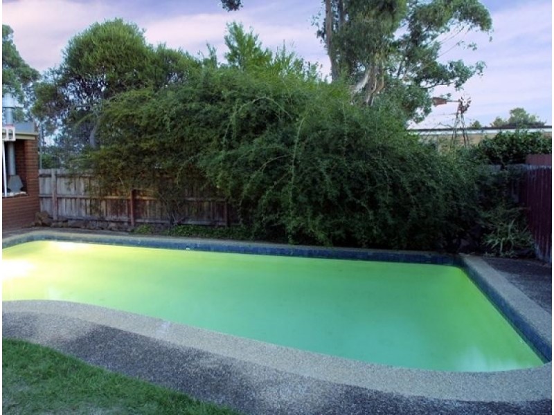 8 Joel Court, Leongatha VIC 3953