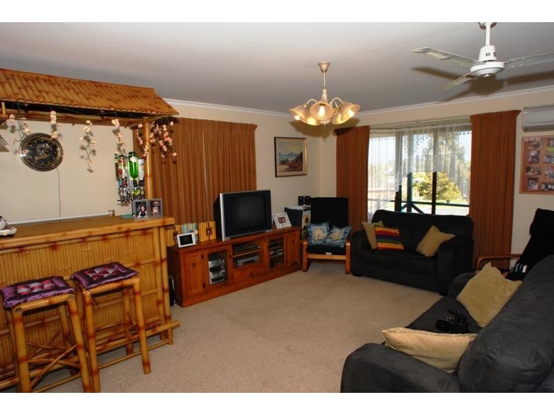 4 OLDEN COURT, Korumburra VIC 3950