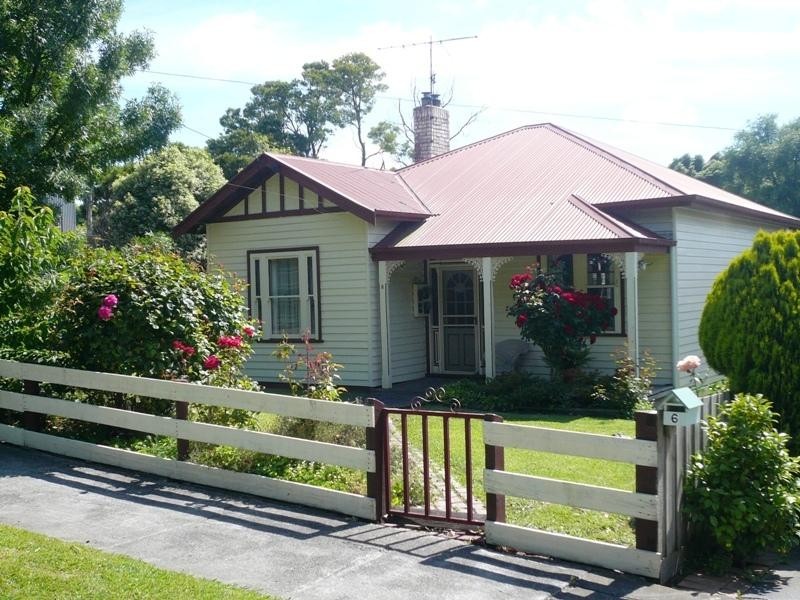 8 Warragul Road, Korumburra VIC 3950