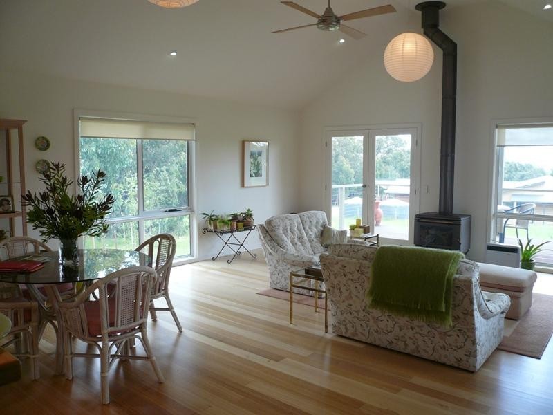 8 Kangaroo Rise, Koonwarra VIC 3954