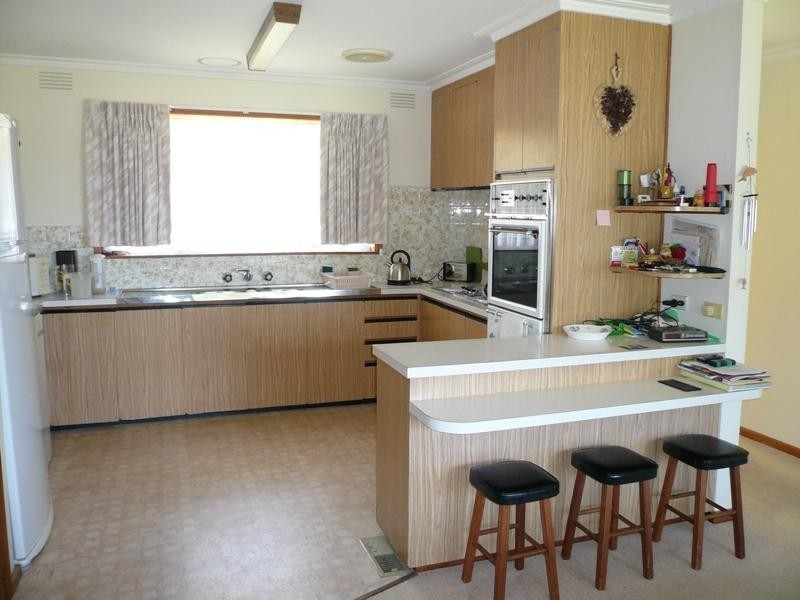 24 Venus Street, Inverloch VIC 3996