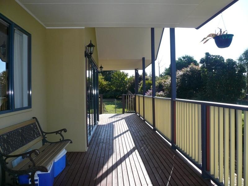 60 Main Road, Bena VIC 3946
