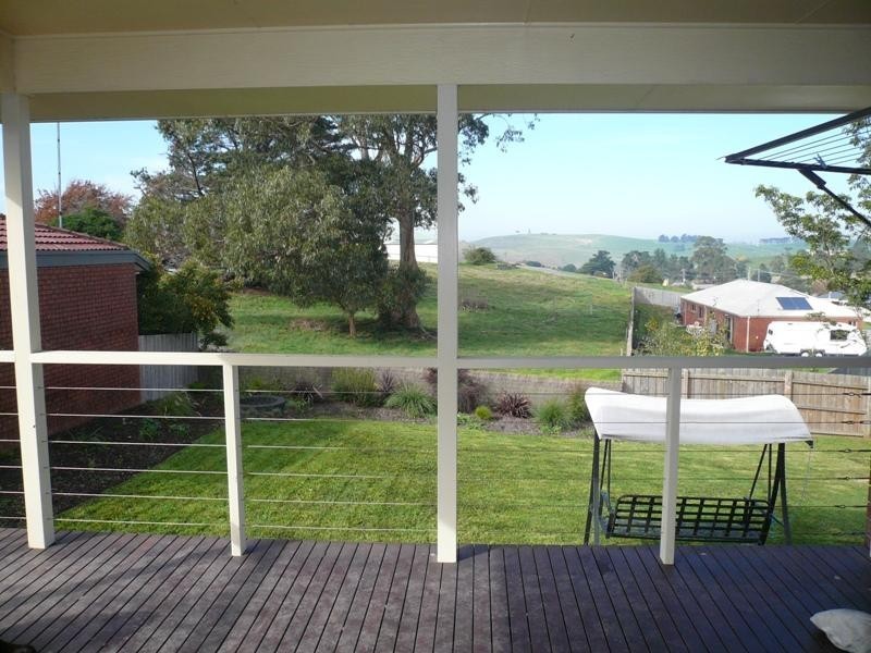 17 Mair Crescent, Korumburra VIC 3950