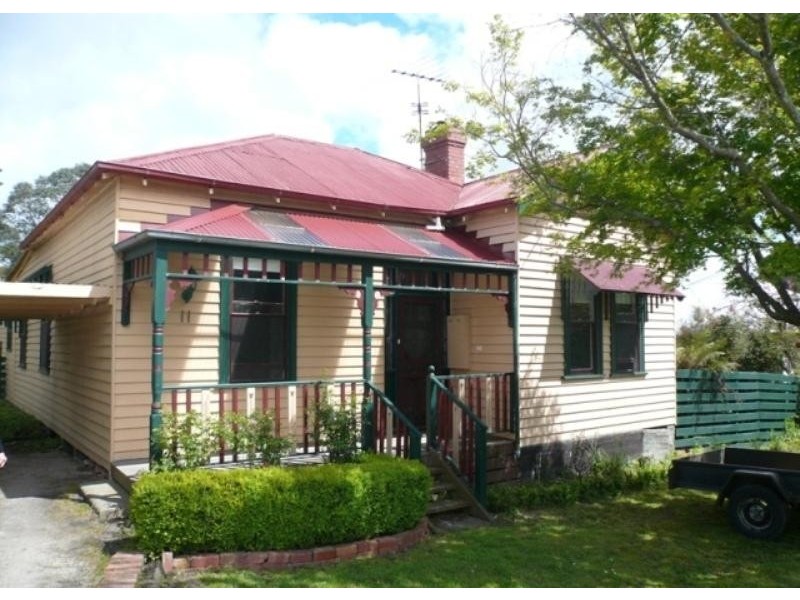 11 Gordon St, Korumburra VIC 3950