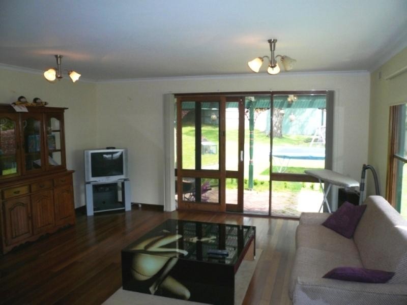 11 Gordon St, Korumburra VIC 3950