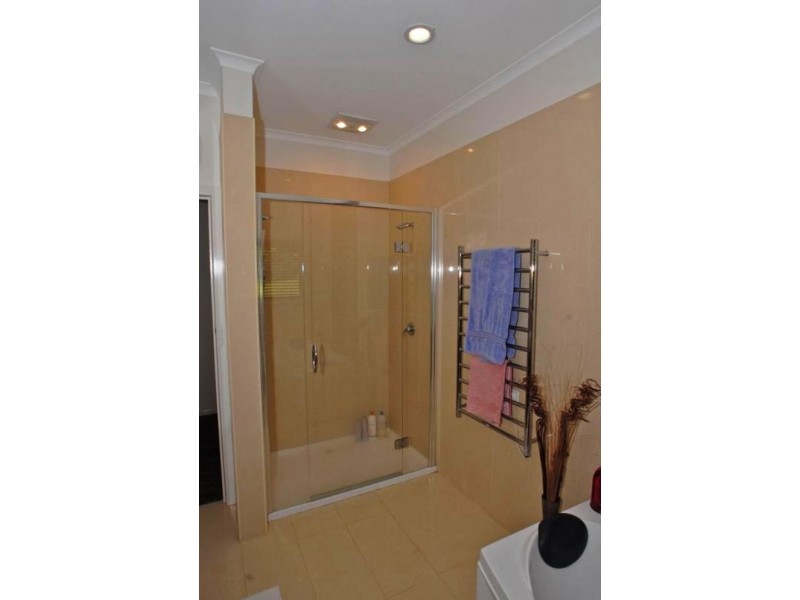 1 LOWER GORDON STREET, Korumburra VIC 3950