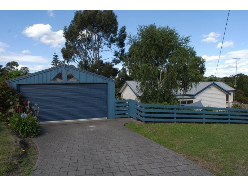 1 LOWER GORDON STREET, Korumburra VIC 3950