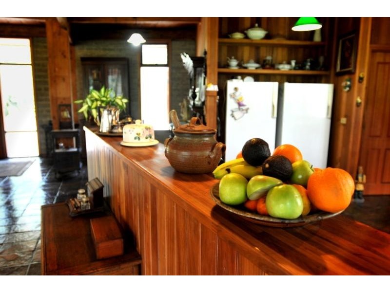 350 Henrys Road, Loch VIC 3945