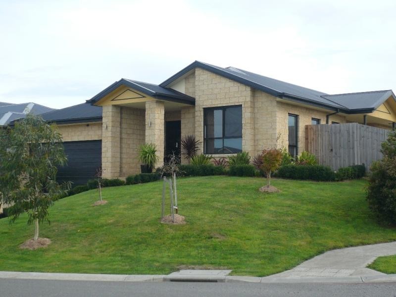 8 Isabella Boulevard, Korumburra VIC 3950