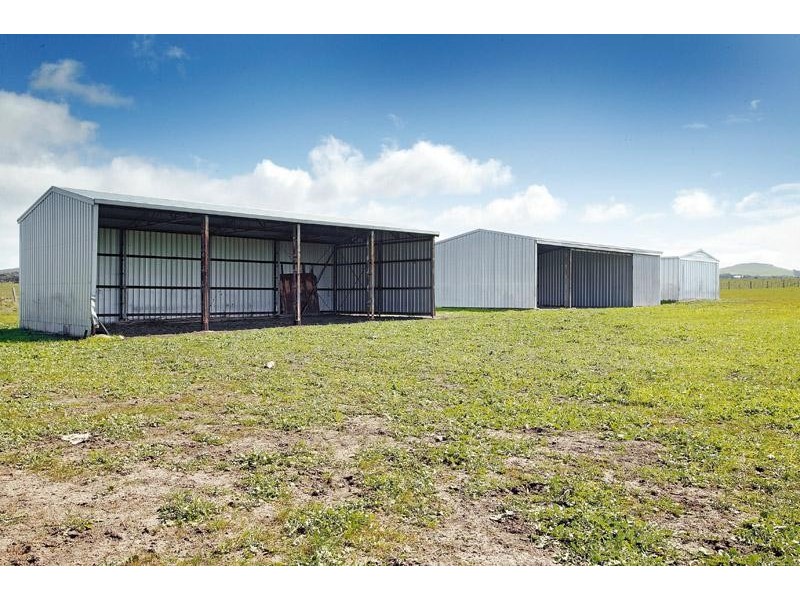620 Mt Aitken Road, Sunbury VIC 3429