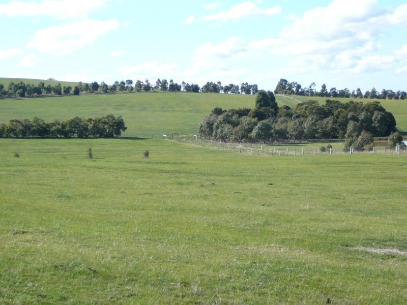 45 Deverall Road, Gisborne South VIC 3437