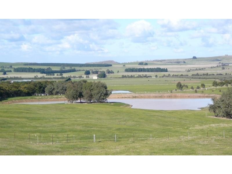 45 Deverall Road, Gisborne South VIC 3437