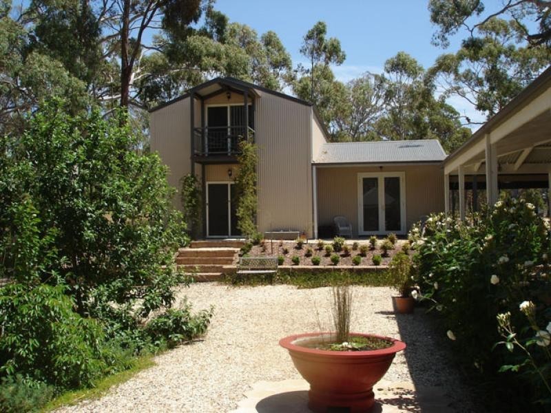 26 MATHIESONS ROAD, Wandong VIC 3758