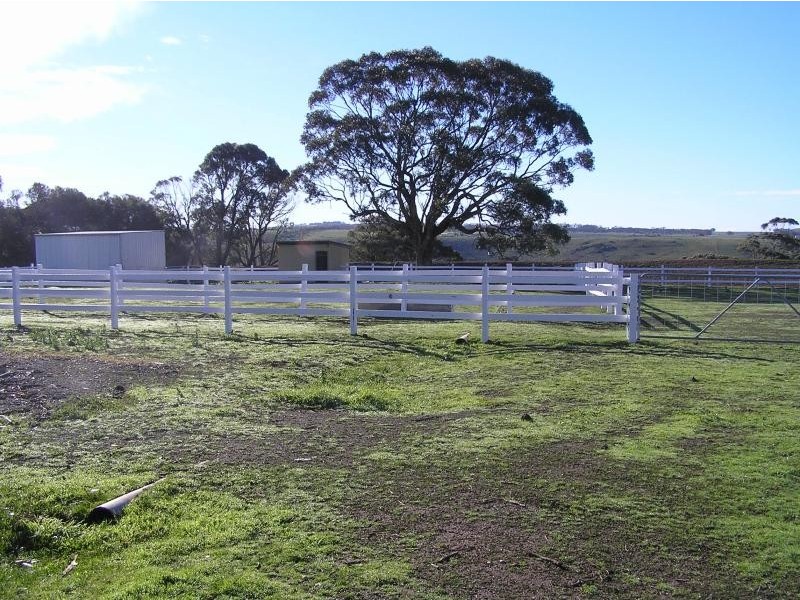 490 Wildwood Road, Wildwood VIC 3429