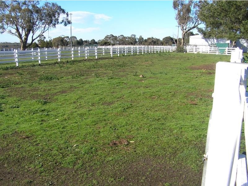 490 Wildwood Road, Wildwood VIC 3429