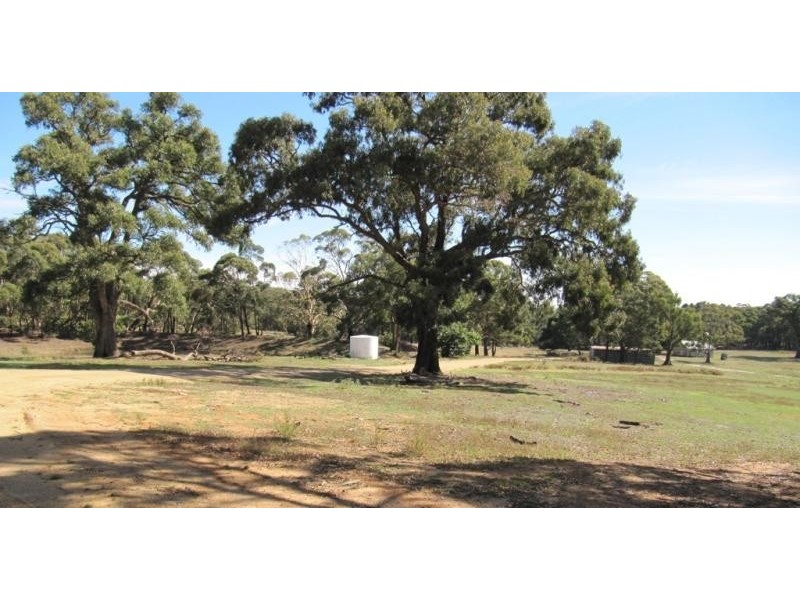 609 Tooborac Road, Lancefield VIC 3435